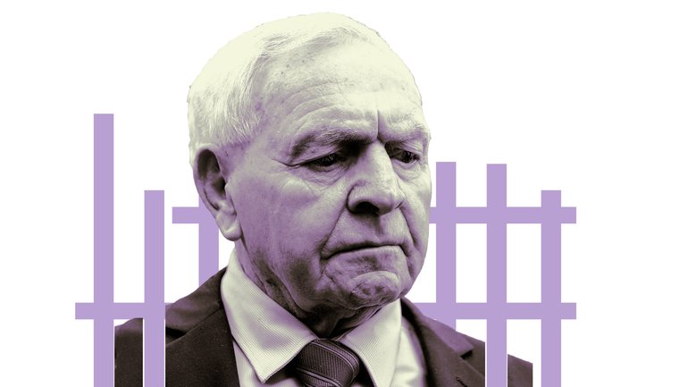 In two different courts Barry Cable had two different outcomes. 