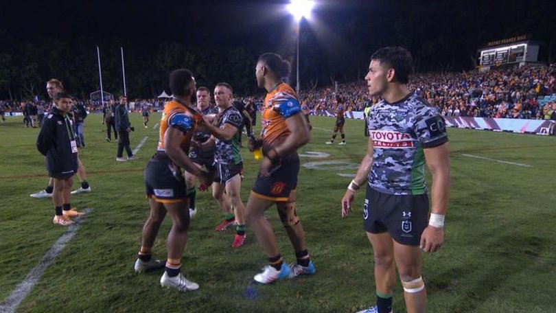 The spiteful clash ended with a tense exchange between Sunia Turuva and Tom Starling. 