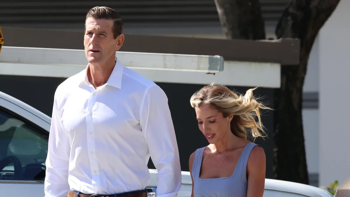 Ben Roberts-Smith: How authorities kept close tabs on decorated war hero for years ahead of murder charges