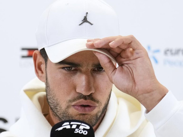 Carlos Alcaraz has pulled out of his defence of the French Open title next month. (EPA PHOTO)