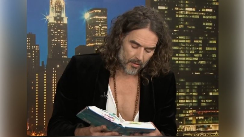 Russell Brand’s painful 90 seconds stuns viewers online.