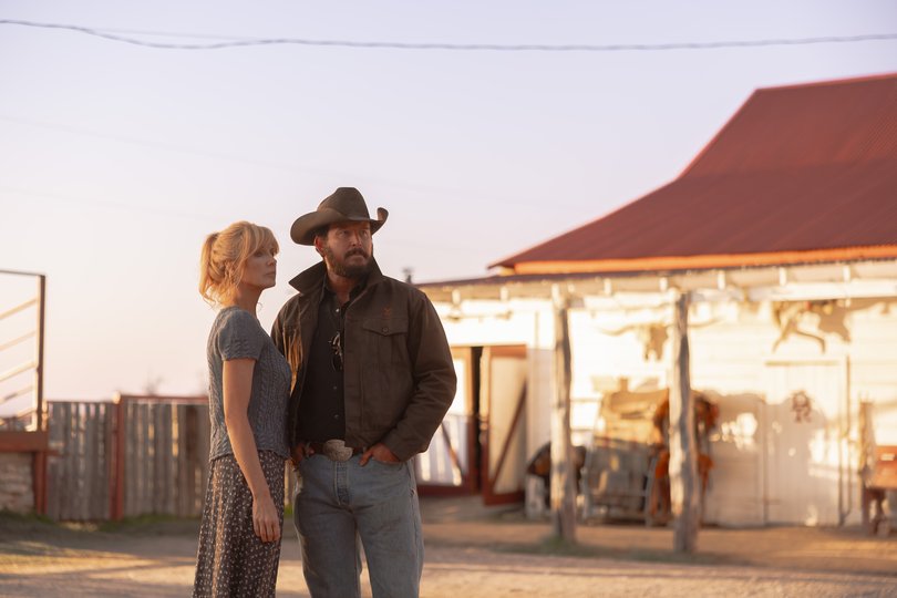 Kelly Reilly and Cole Hauser in Dutton Ranch.
