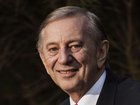 Dennis Cometti.