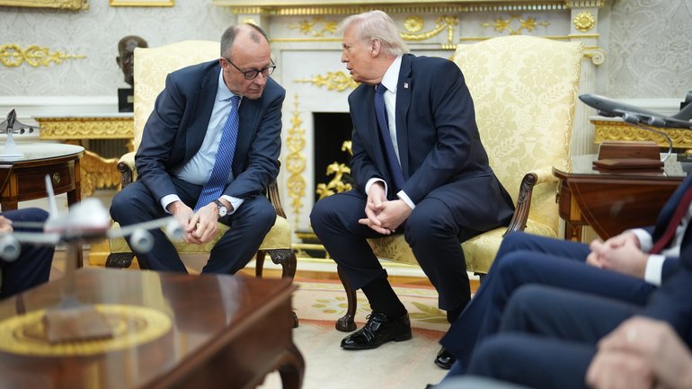 US resident Donald Trump meets with Chancellor Friedrich Merz of Germany in the Oval Office of the White House in Washington, on Tuesday, March 3, 2026. 