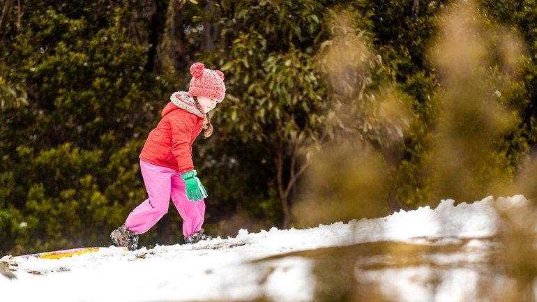Many Australians can expect to see chilly temperatures in forthcoming days. (Josh Agnew/AAP PHOTOS)