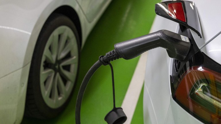 All Aussies could soon be footing the bill for electric vehicles. 