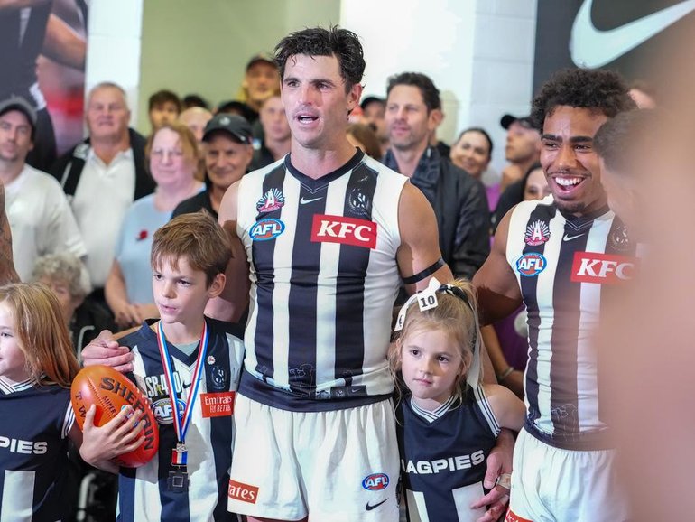 Scott Pendlebury has been described as selfish by some but coach Craig McRae couldn't disagree more.