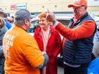 One Nation Leader Pauline Hanson and candidate David Farley in Albury on Thursday.