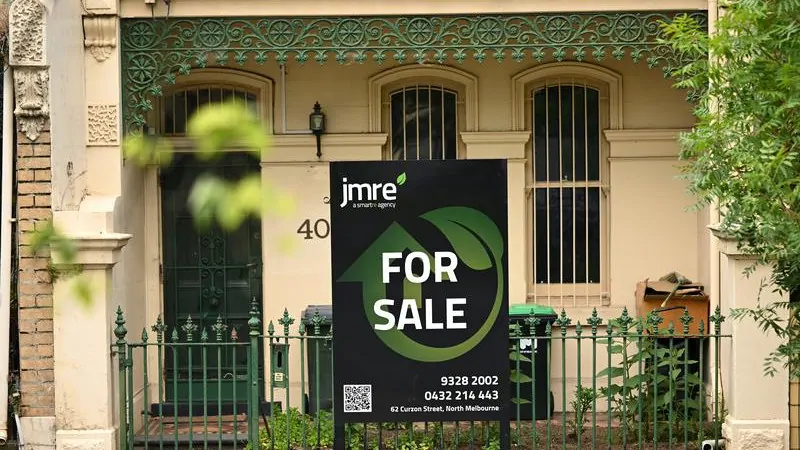 Melbourne, Sydney house prices: Market in decline after RBA rate hike
