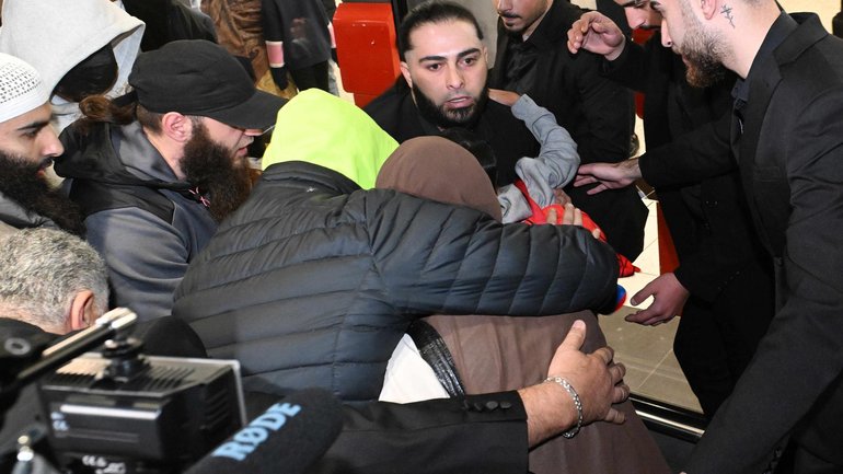 Three women returning to Australia from Syria are now facing serious slavery and terrorism charges.