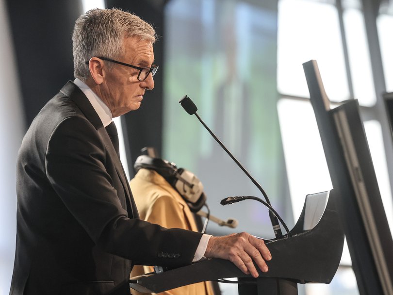 Bruce McAvaney at the State Memorial Service for Dennis Cometti at Optus Stadium. 