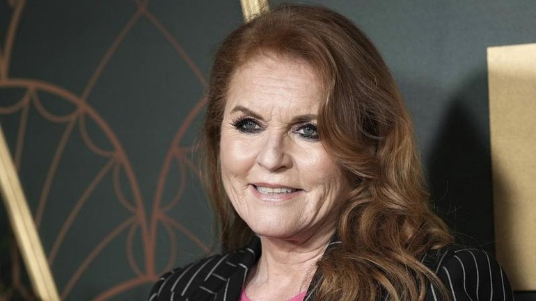 Sarah Ferguson had a secret “friends with benefits” arrangement with another now-convicted sex offender. 