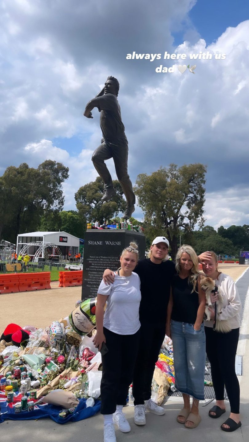 Shane Warne's children Jackson, Brooke and Summer joined their mother Simone Callahan to visit the statue of their late father outside of the Melbourne Cricket Ground (MCG).