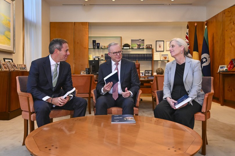 Prime Minister Anthony Albanese, Treasurer Jim Chalmers, and Minister for Finance Katy Gallagher with the 2026-27 Federal Budget papers.