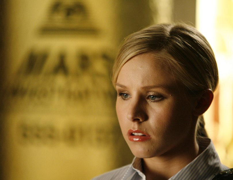 Veronica Mars was acclaimed for drawing on film noir traditions. 