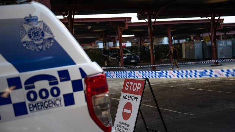 Police are hunting for two men after an alleged attempted arson attack in Melbourne. (Jay Kogler/AAP PHOTOS)