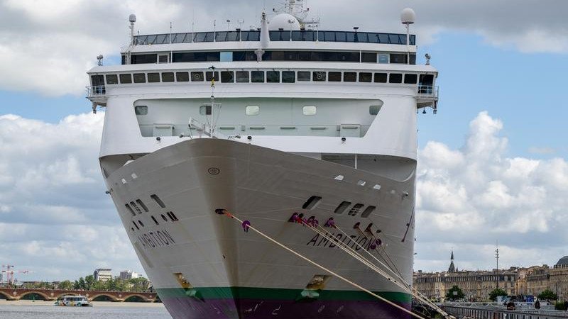 An outbreak of gastro aboard British cruise ship Ambition has disrupted passengers' holiday vibes.