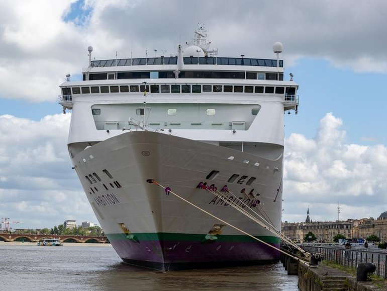 An outbreak of gastro aboard British cruise ship Ambition has disrupted passengers' holiday vibes. 