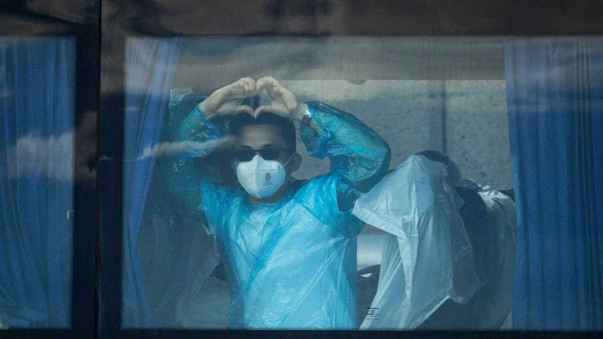 Hantavirus cruise ship passengers to arrive in Perth on Friday from the Netherlands, three weeks quarantine