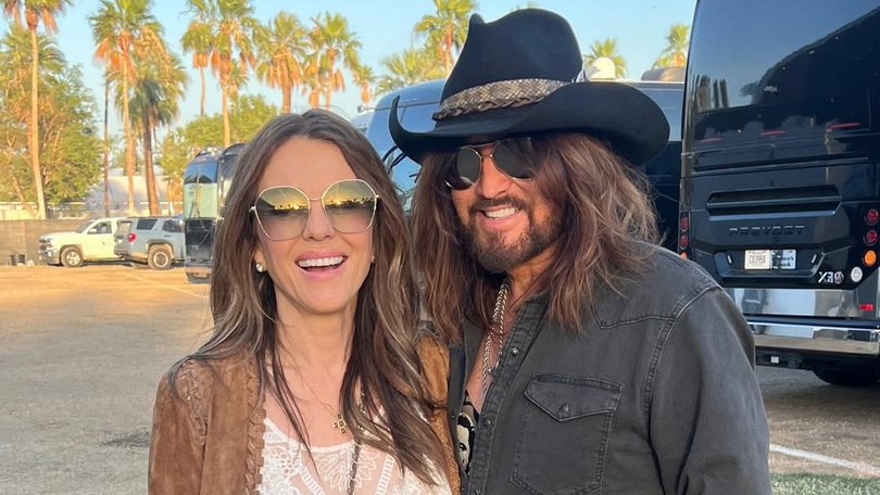 Actress Elizabeth Hurley has shared insight into her unexpected romance with musician Billy Ray Cyrus.