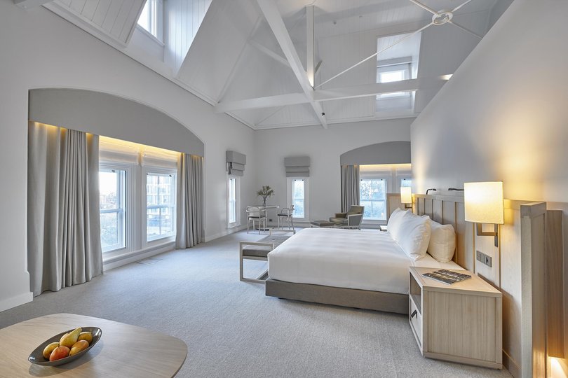 COMO The Treasury Suite.