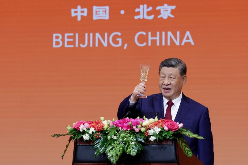 Earlier at the banquet, President Xi said the US and China should “be partners rather than rivals” and that the two countries “stand to gain from cooperation and lose from confrontation”.