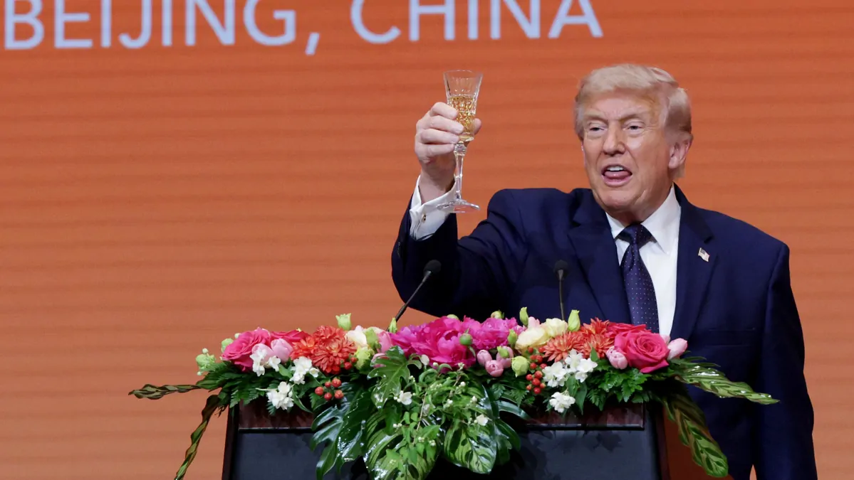 US President Donald Trump says talks with Chinese President Xi Jinping were ‘positive’ during state dinner US President Donald Trump says talks with Chinese President Xi Jinping were ‘positive’ during state dinner