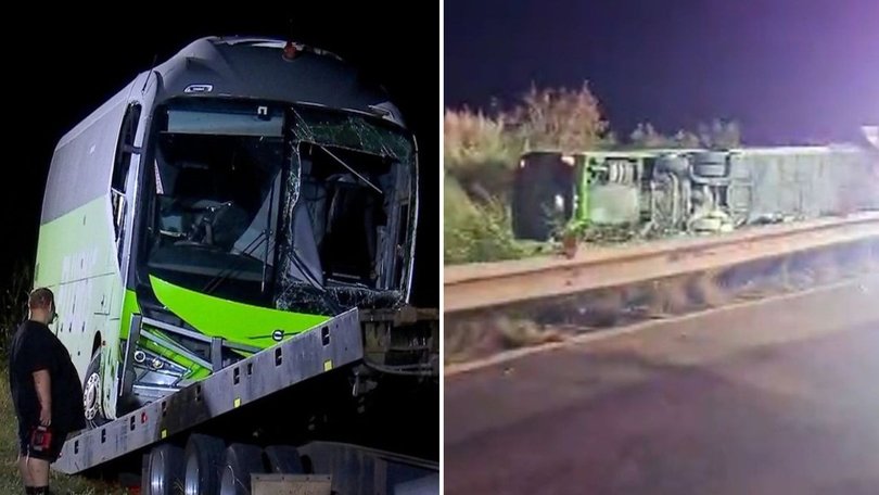 One woman has died in a bus crash at Gumlu and another 28 people have been injured.