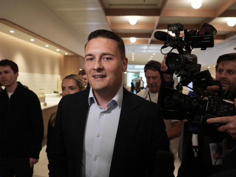 Wes Streeting says he wants the United Kingdom to again join the European Union in the future. (AP PHOTO)
