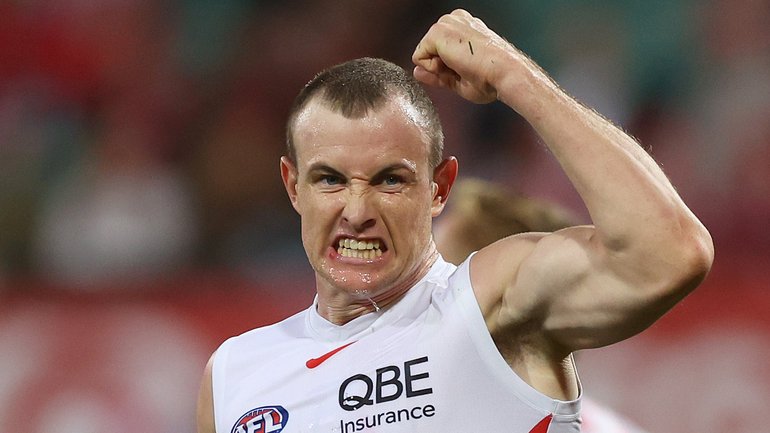 Chad Warner has opened up on his tough contract calls on Seven’s Unfiltered.