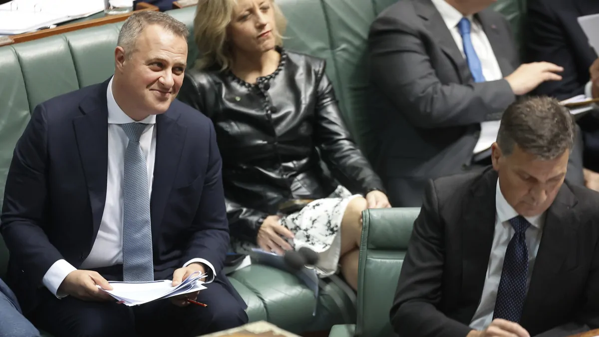 Coalition to announce bid to enshrine rights for small businesses including pay, contracts, and laws