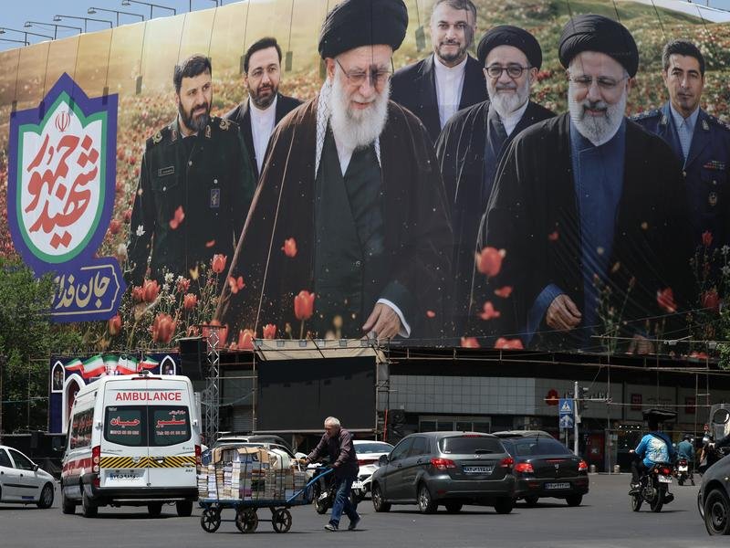 Officials in Tehran say Iran seeks control of the Strait of Hormuz and compensation for war damage. (EPA PHOTO)