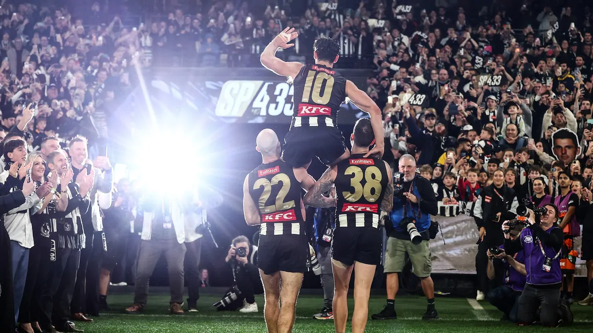 Scott Pendlebury pays tribute to Collingwood crowd for helping side get over Waalitj Marwar (West Coast) Scott Pendlebury pays tribute to Collingwood crowd for helping side get over Waalitj Marwar (West Coast)