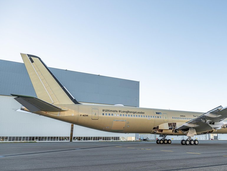 Project Sunrise setback hits Qantas travellers.
