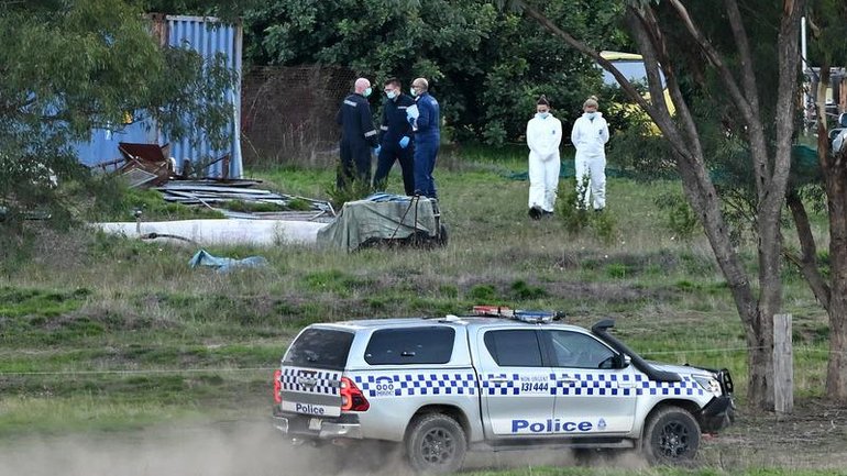 A coroner will hold inquests into the deaths of Dezi Freeman and the two police officers he killed. 