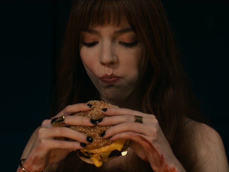 Anya Taylor-Joy in The Menu.