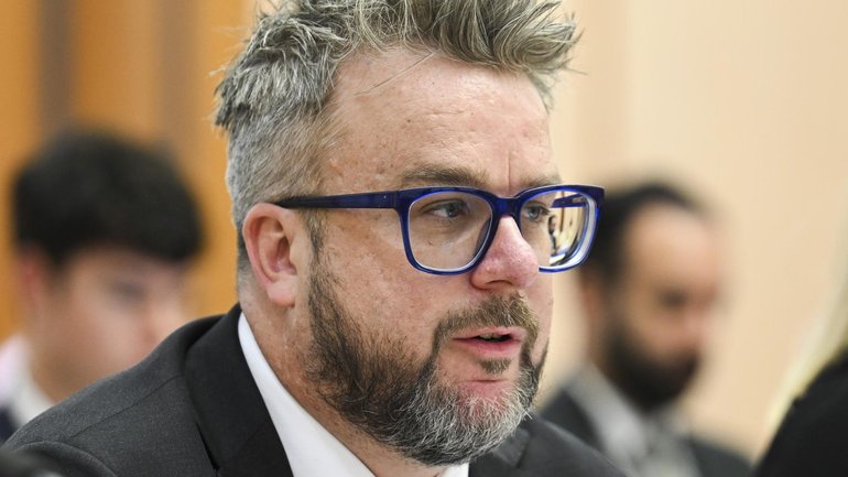 ABC director of news Justin Stevens has abruptly resigned after four years in the role, citing personal and professional reasons, with his departure effective immediately.