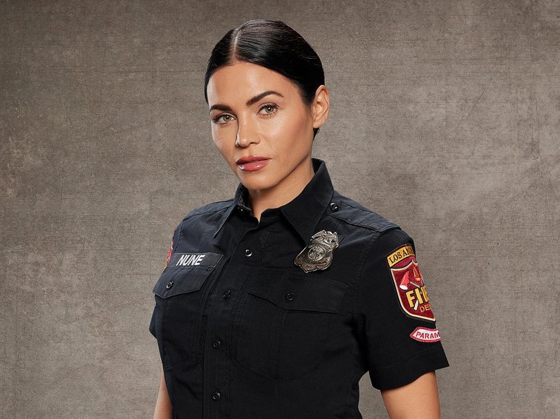 Jenna Dewan stars as Bailey Nune in The Rookie.