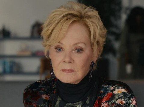 Jean Smart in the finale of Hacks.