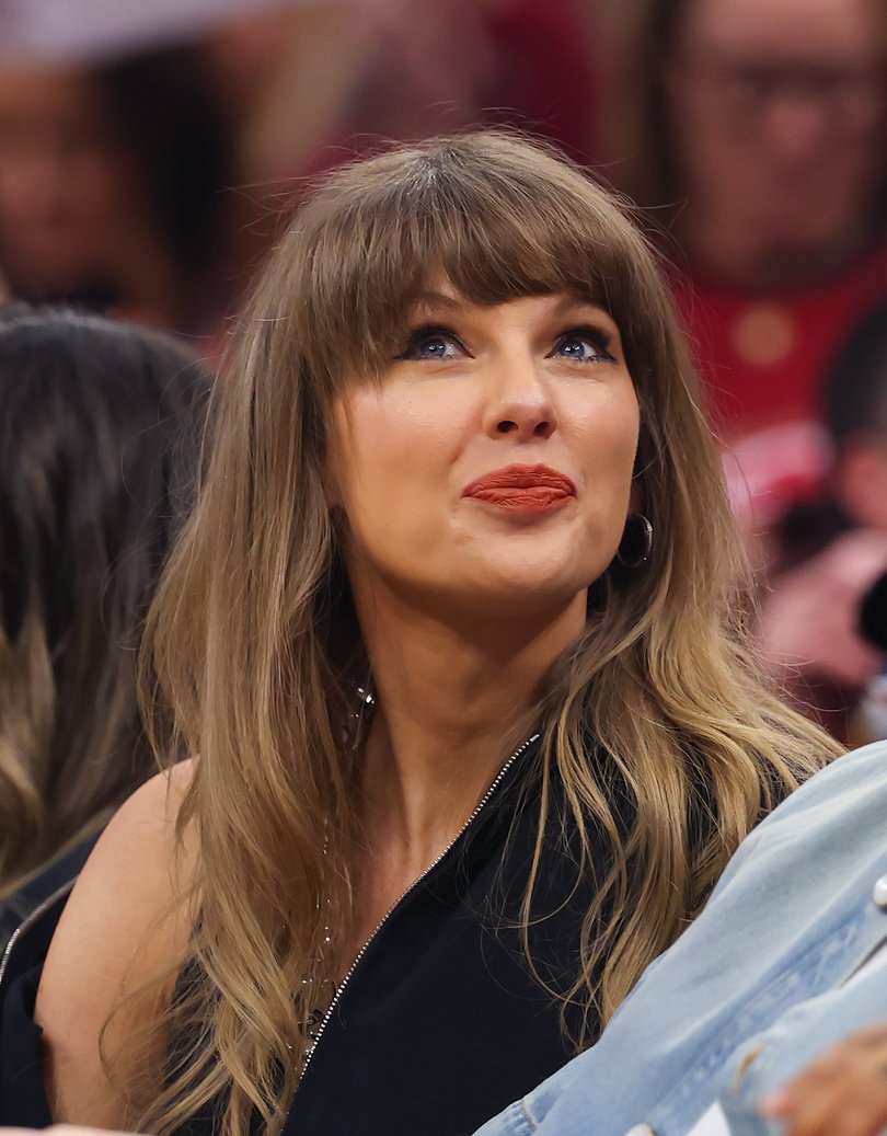 Swift said the cancellations ‘filled me with a new sense of fear, and a tremendous amount of guilt because so many had planned on coming to those shows’.