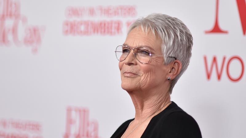 Jamie Lee Curtis shares grief after family loss.