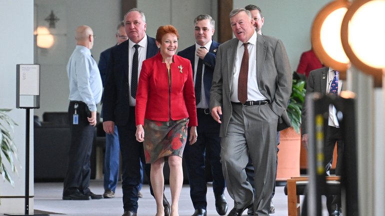 One Nation has overtaken both major parties to be Australia’s most popular political force in a fresh poll that leader Pauline Hanson says shows people want change.