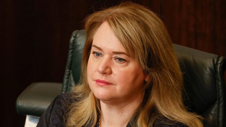 Madeleine Ogilvie resigned from Tasmania's cabinet after saying she wasn't party to any court cases. (Rob Blakers/AAP PHOTOS)