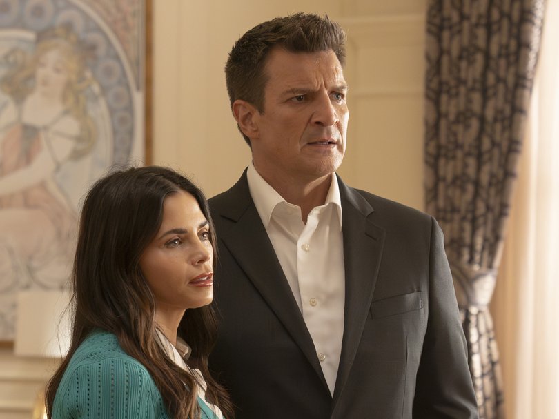 Jenna Dewan and Nathan Fillion in season eight of The Rookie.