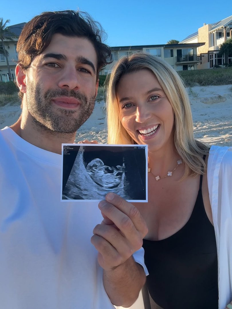 Christian and Bella Petracca are expecting their first child.