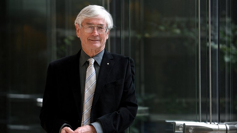 Dick Smith has issued a warning about Australia’s population problem. 