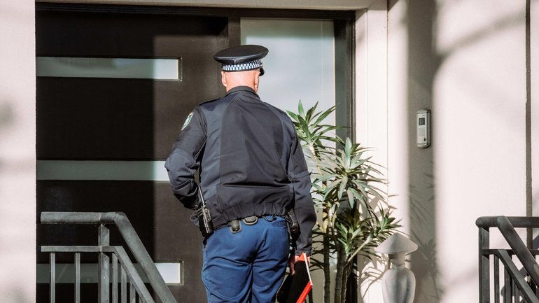 Overnight home invasion in Greenacre on 154 Banksia Ave police currently investigating. 