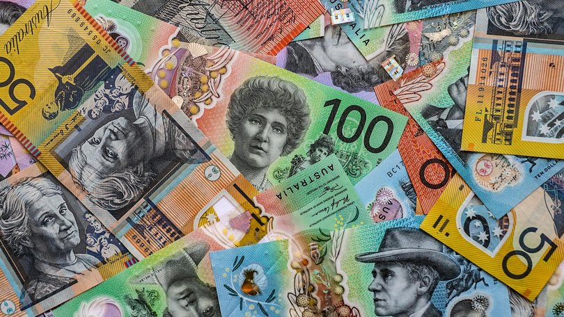 Households continue to feel the pinch. Picture: NewsWire / Nicholas Eagar