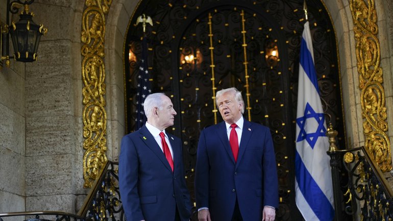 A rare public rift is emerging between Donald Trump and Benjamin Netanyahu.