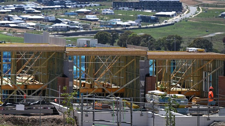 Stam duty will be axed for first home buyers across the ACT, in the territory's budget on Wednesday. 